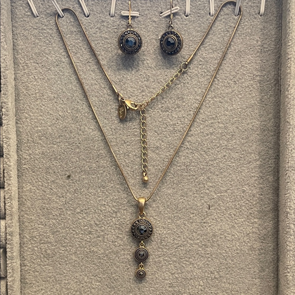 Lia Sophia Gold-Tone Box Chain wCrystal 3 Drop Pendant & Matching Earrings